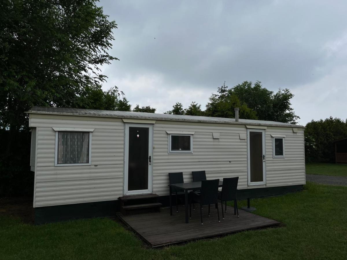 Autocamp Free Star - Mobilheimy Apartamento Strachotin Exterior foto