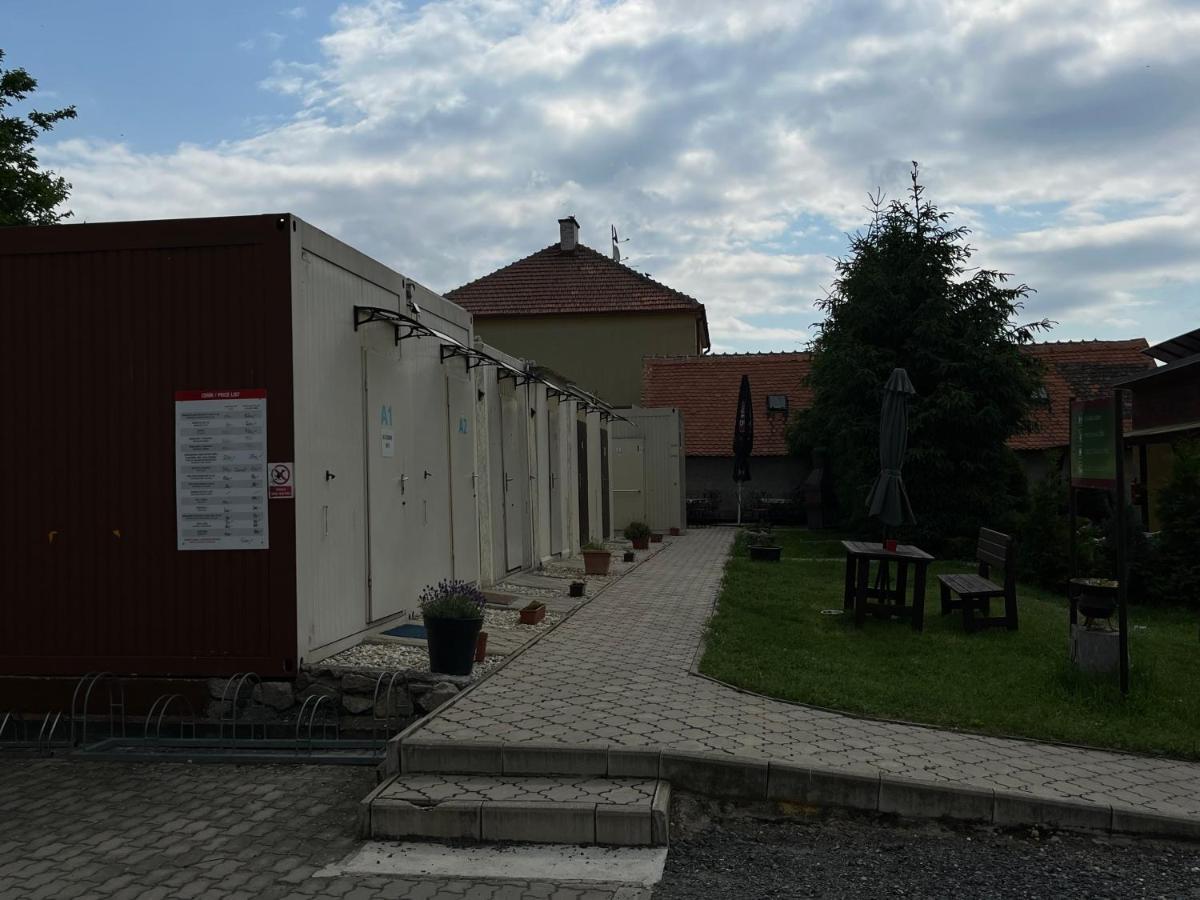 Autocamp Free Star - Mobilheimy Apartamento Strachotin Exterior foto